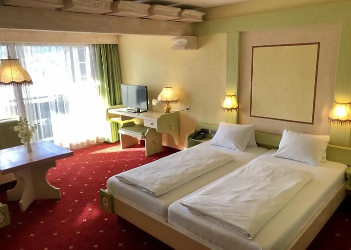 Отель Seefeld-lodge Зеефельд в Тироле