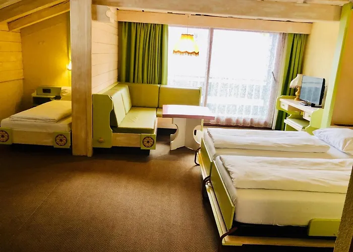 Отель Seefeld-lodge Зеефельд в Тироле