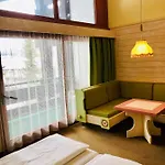 Seefeld-lodge فندق